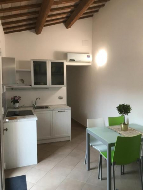 APPARTAMENTO ANGOLO DI ERICA centro storico, Ravenna